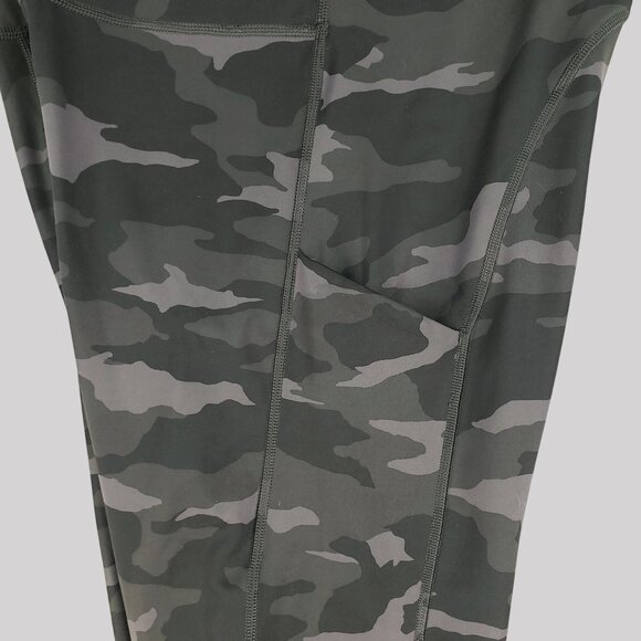 !1xAthleta Ultimate Camo 7/8 Tights High-Waisted Stretch Activewear Womens 1X - Picture 4 of 10